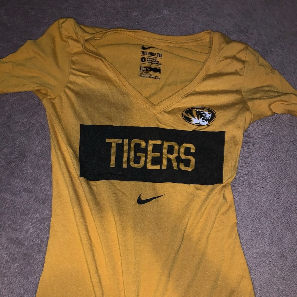 Nike Mizzou tee